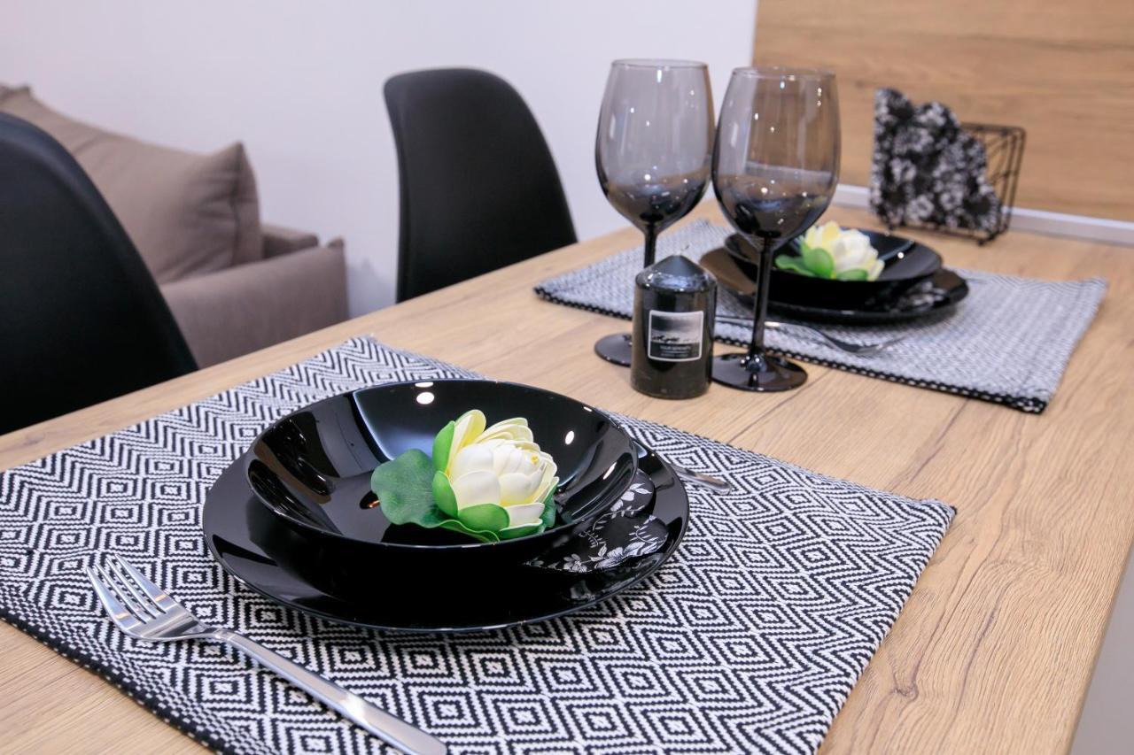 Babylon Park Apartment Sandanski Bagian luar foto